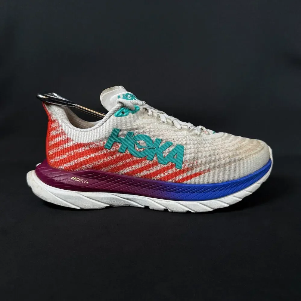 Hoka One One hoka one